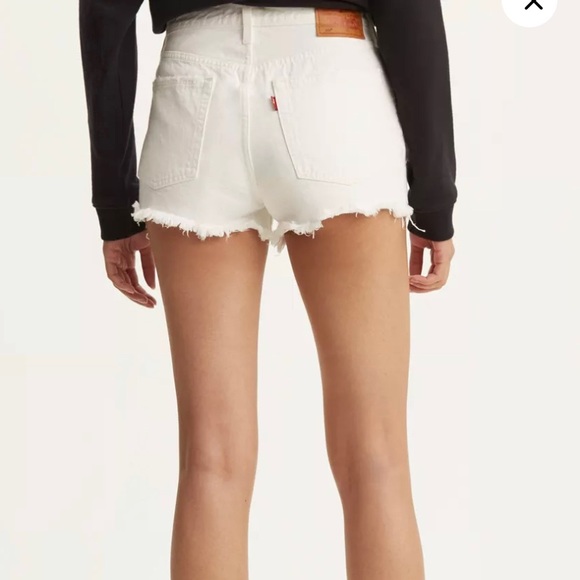 Levi’s 501 white jeans shorts - Picture 2 of 5